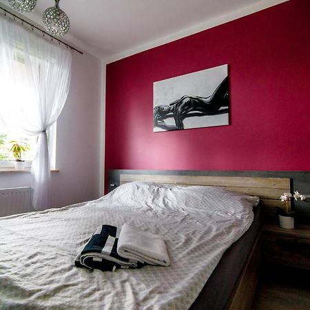 Appartamento Apartament White Ilawa Esterno foto