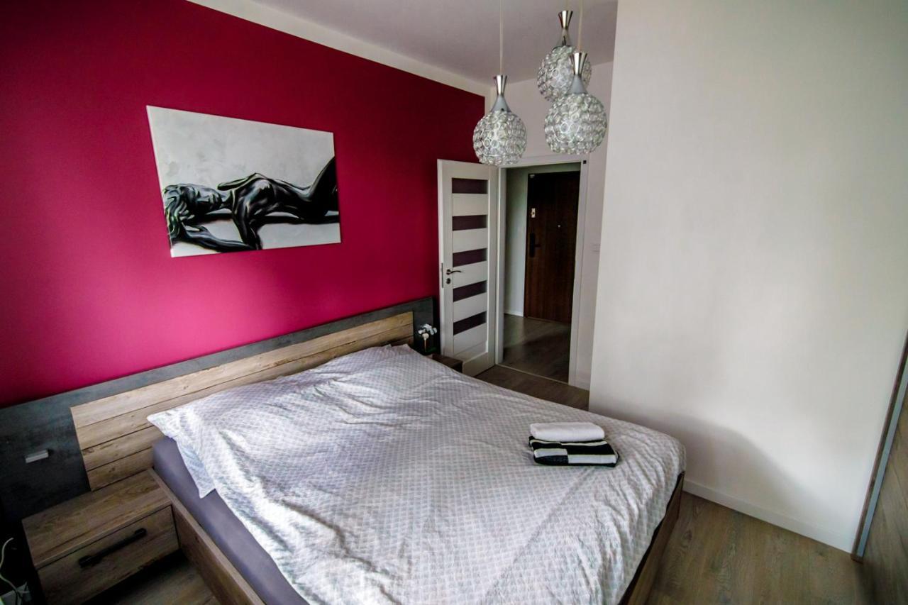 Appartamento Apartament White Ilawa Esterno foto