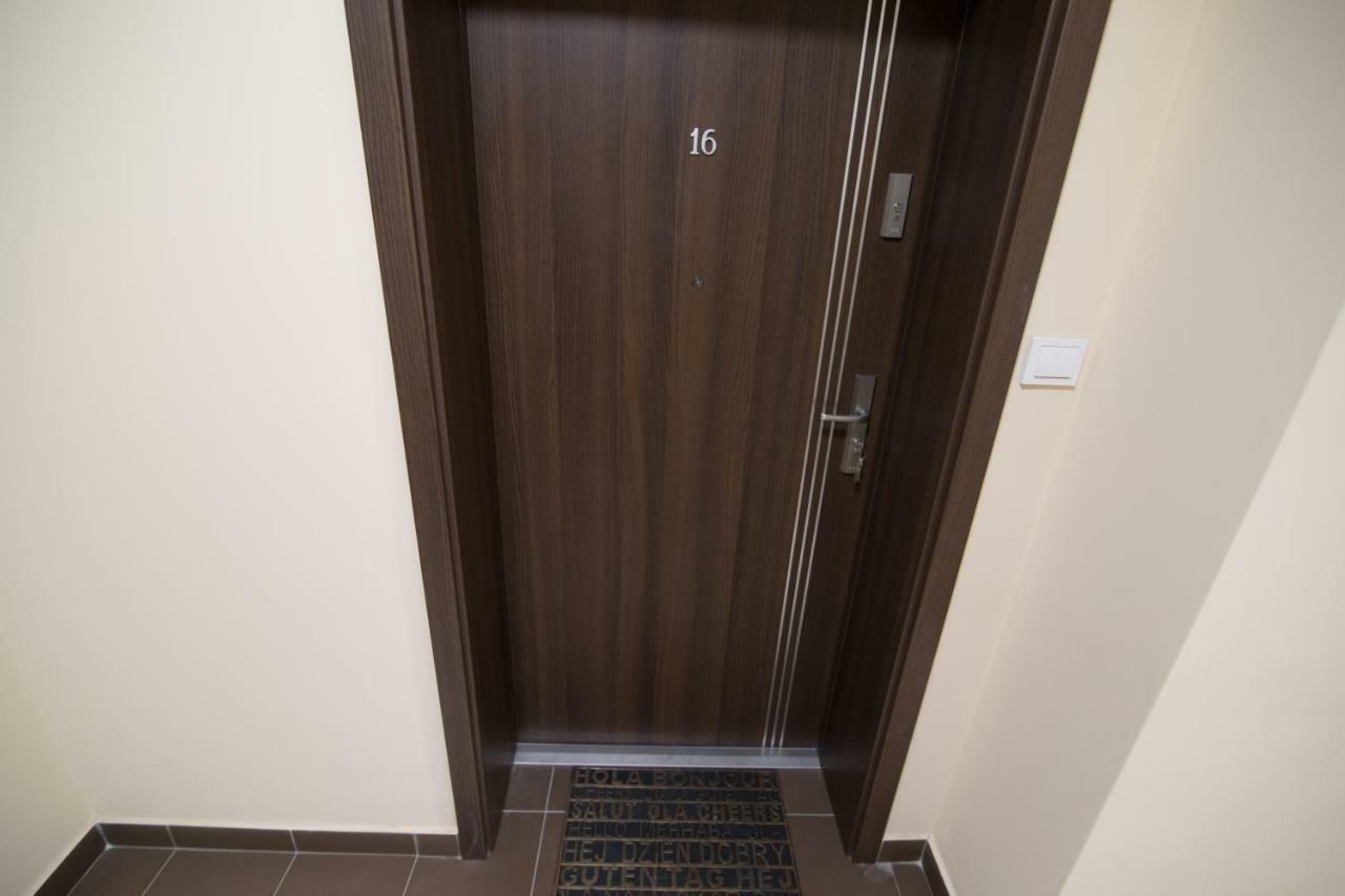 Appartamento Apartament White Ilawa Esterno foto
