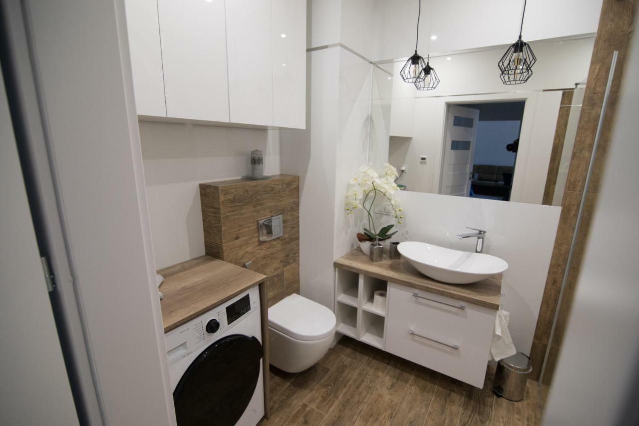 Appartamento Apartament White Ilawa Esterno foto